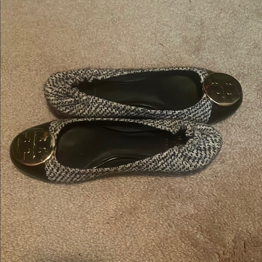 Tory Burch Black and White Flats with Textured Upper